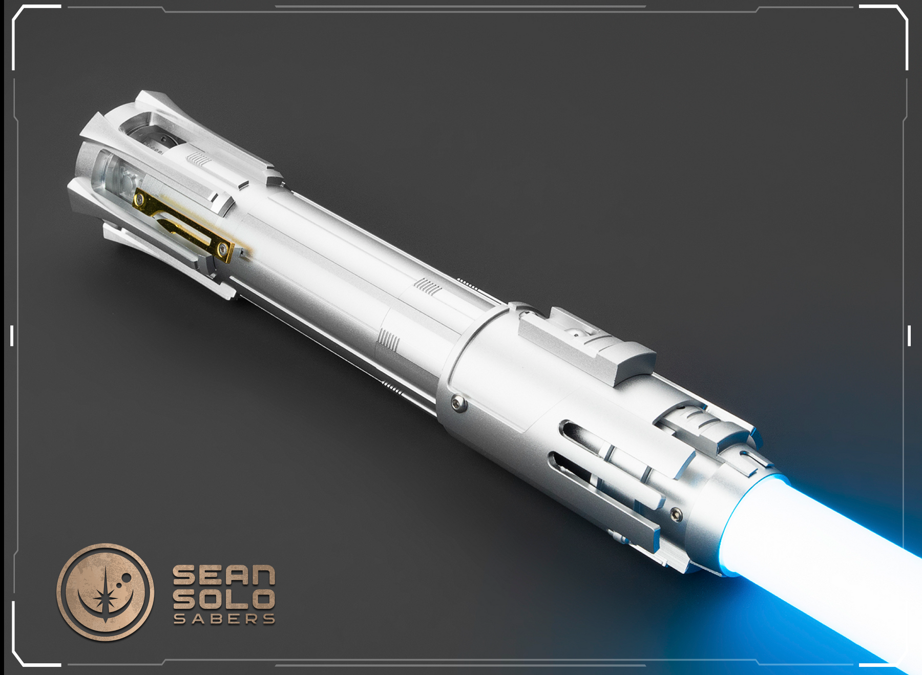 Qui-gon Jinn Neopixel Lightsaber With Blade and Hard Case 